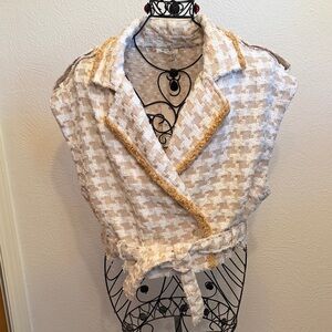 ✅✅✅BOGOHO✅✅✅Miss Me Chic Houndstooth Belted Vest-Small